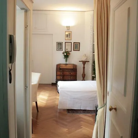 Apartment Monti Colosseo Luxury Flat