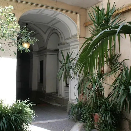 Monti Colosseo Luxury Flat Rome